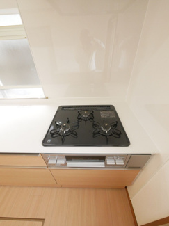 【キッチン】 | 南アルプス市山寺 H6年築の建物一新済の中古戸建 全室南向き | ガスコンロももちろん新品交換済み