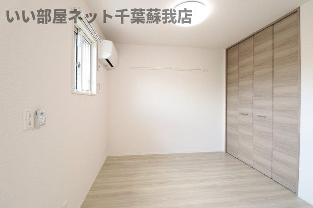 フォレストウッド　B棟の洋室|明るい洋室です