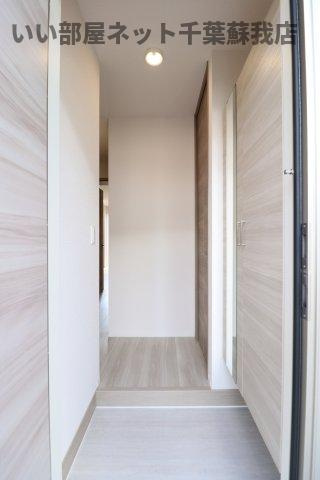 フォレストウッド　B棟の玄関|明るい玄関です