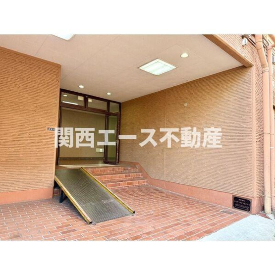 【エントランス】 | リアライズ住道南