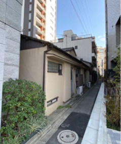 墨田区押上１丁目の古家付売地の前面道路含む現地写真