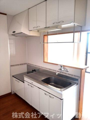 【キッチン】 | サン・オーレ奈良津 | 対面式キッチン