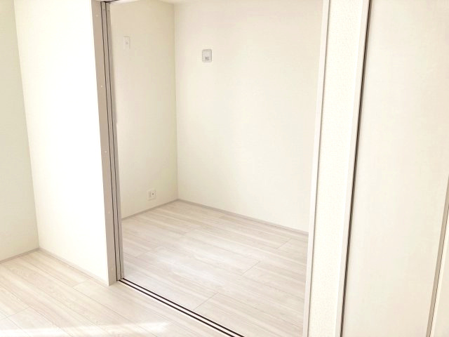 リーブルガーデンS富岡富岡第13　3号棟の洋室|１階4.5帖ある洋室です