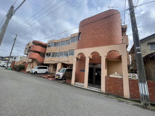 チサンマンションカルム信濃町の外観