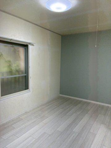 チサンマンションカルム信濃町の洋室