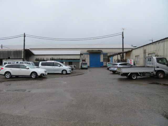 入間市大字南峯の倉庫