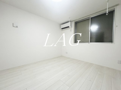 【居間・リビング】 | カインドネス立川Ⅱ | 洋室のお部屋です。