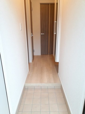 メゾン　オハナの玄関|シューズボックス付きの玄関です☆