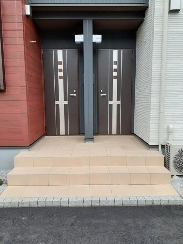 メゾン　オハナの設備|清潔なエントランス♪