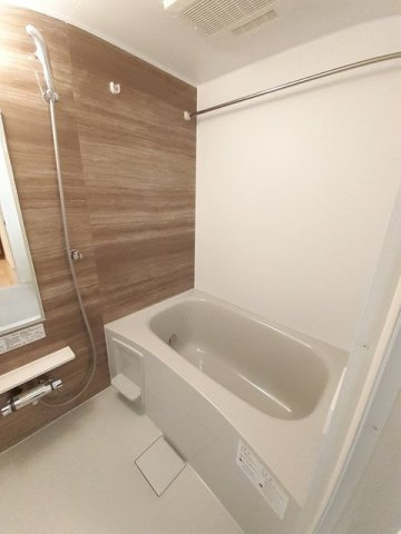 メゾン　オハナの浴室|追い焚き・浴室乾燥機付きのお風呂です♪