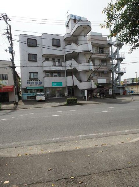 湘公ビルの外観