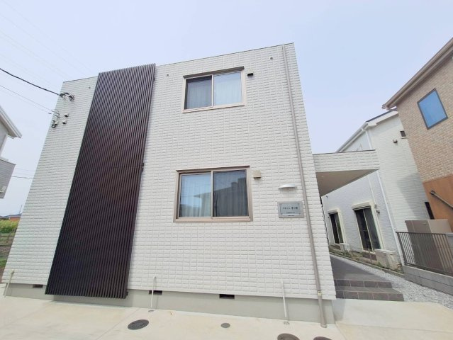 ラルジュ茅ヶ崎の外観