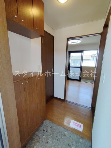 シェリ向山の玄関