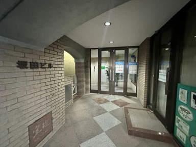 【エントランス】 | 坂田ビル | 建物の内部です
