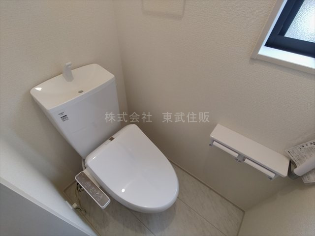 【トイレ】 | 富士見市渡戸　全1棟 | ゆったりとした空間のトイレです