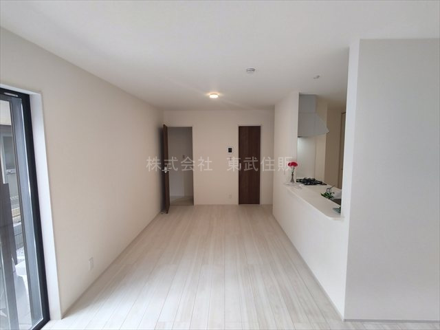 【ダイニング】 | 富士見市渡戸　全1棟 | 食卓を囲むダイニング