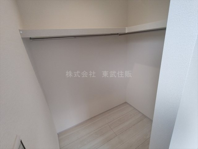 【収納】 | 富士見市渡戸　全1棟 | 洋室6.75帖南西側ウォークインクローゼット