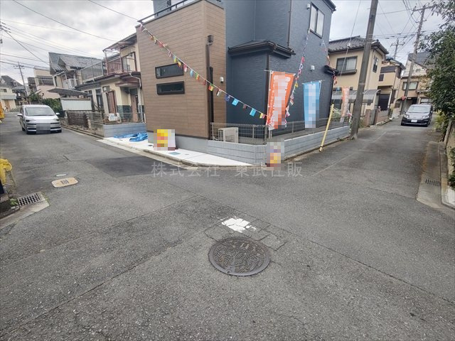 【前面道路含む現地写真】 | 富士見市渡戸　全1棟 | 都市ガス・本下水