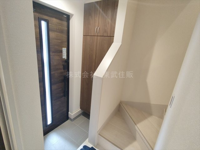 【玄関】 | 富士見市渡戸　全1棟 | 毎日通る玄関はこちらです