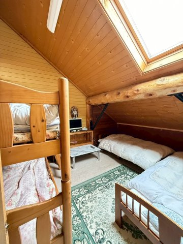 鶴居村【ログハウス】住居付き店舗兼ゲストハウスの内装