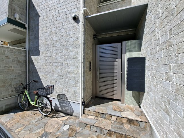 リアン鳴尾のエントランス