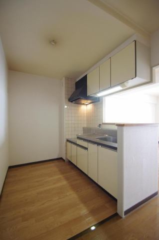 熊本市東区錦ケ丘の賃貸マンションのキッチン