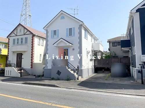 【外観】 | 【仲介手数料０円】座間市緑ヶ丘2丁目3期　中古戸建　リフォーム済 | 座間市緑ヶ丘2丁目3期　中古戸建