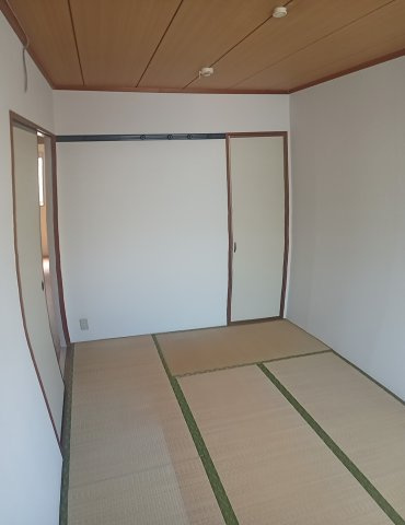 プレジール北久里浜の寝室|落ち着いた色調の寝室です