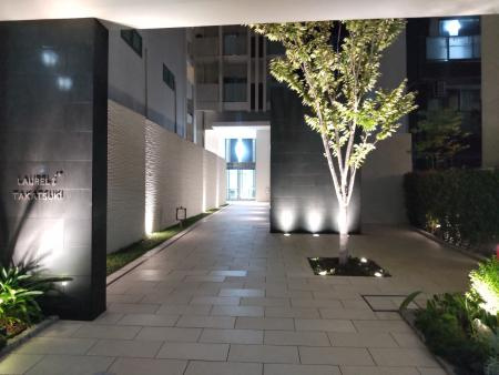 ローレルアイ高槻