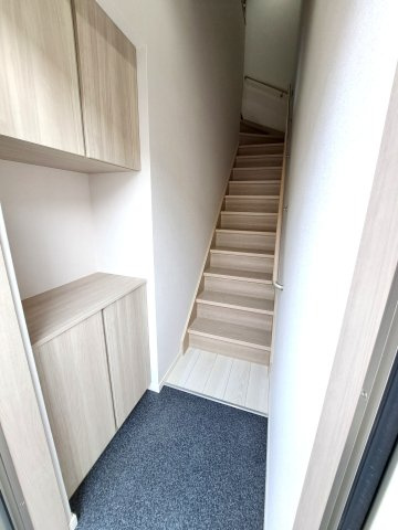 START Aの玄関|下駄箱