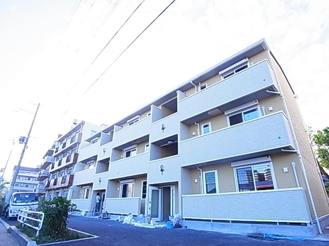 神戸市兵庫区松原通１丁目のアパート