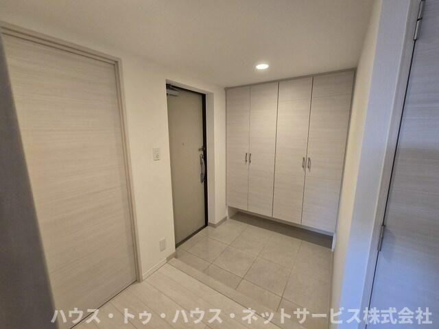 アンビシャス南柏の玄関