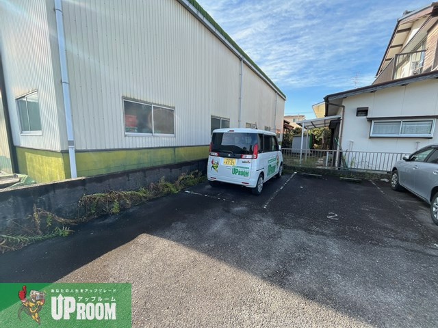 花の木農住団地竹花ハイツの駐車場
