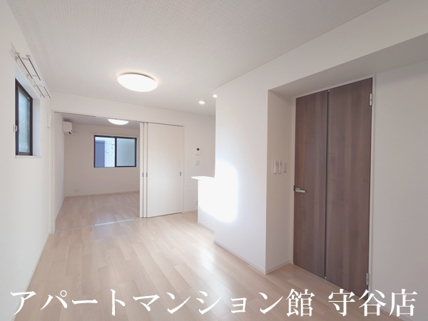 ルノンⅠの居間・リビング