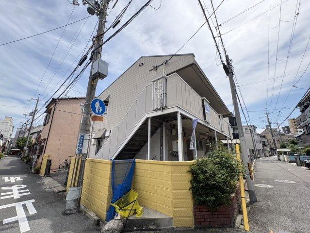 西上小阪ハイツの外観