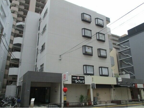 ハイツ丸利の外観