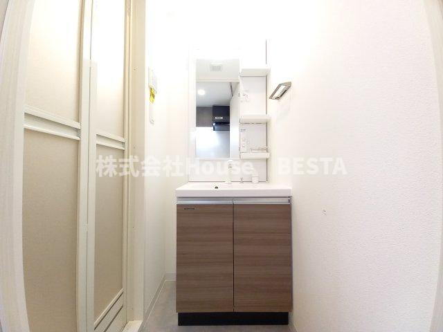 セオリー神戸ウエストゲートの独立洗面台