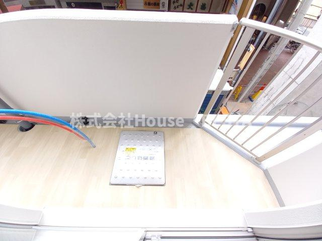 セオリー神戸ウエストゲートのバルコニー