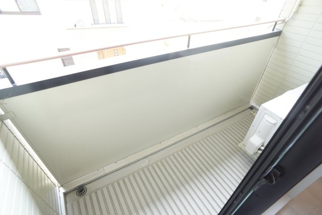 センターフィールド宝塚Ⅰのバルコニー