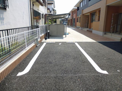 【駐車場】 | ハピネス2
