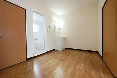 真藤ビルの洋室| 真藤ビル303号