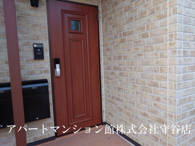 ルノンⅡのエントランス