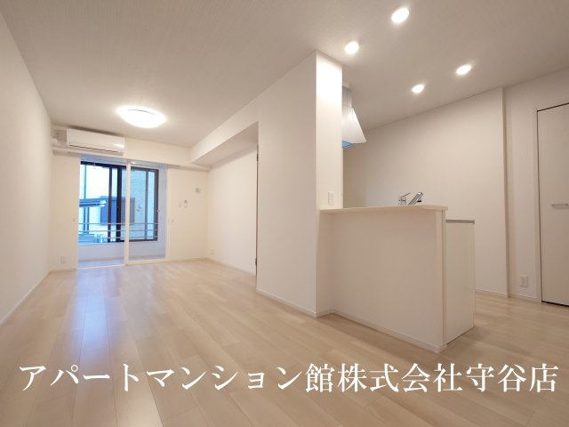 ルノンⅡの居間・リビング