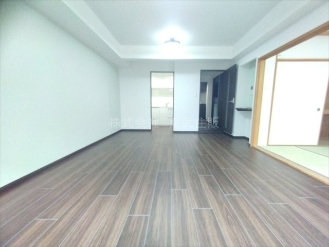 【居間・リビング】 | ライオンズマンション若葉台 | 開放感があり日当たり良好です