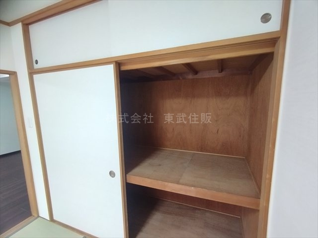 【収納】 | ライオンズマンション若葉台 | 和室6.0帖収納