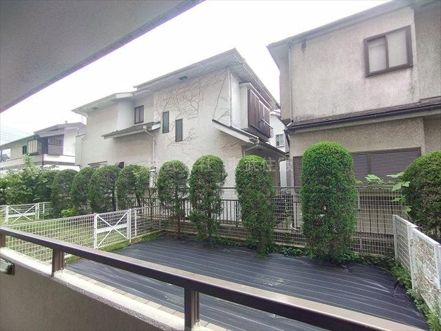 【展望】 | ライオンズマンション若葉台 | 閑静な住宅地です