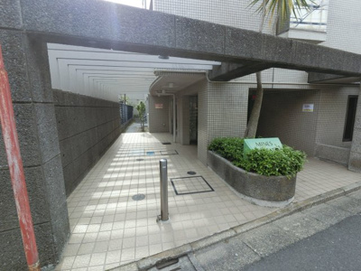 【エントランス】 | マインズ大和 | エントランス写真