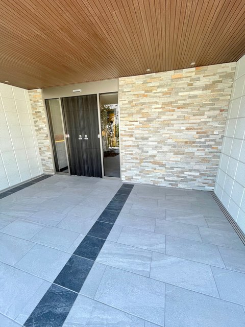 ザ・プレイス代沢のエントランス|オシャレなエントランス