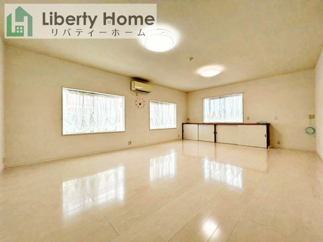 牛久市中央１丁目　中古戸建の寝室