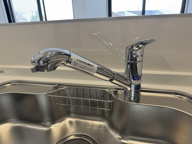 ベルシャトゥ八王子台町のキッチン|～浄水器付き　安心安全なお水をお手軽に～